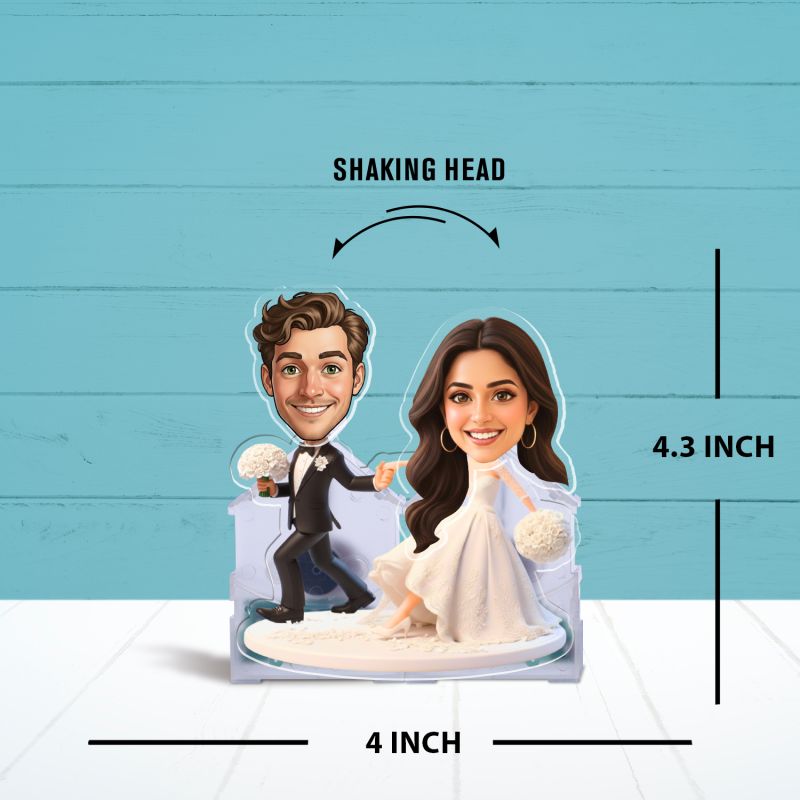 Personalized Couple Bobblehead Caricature Gift for Husband, Wife, Girlfriend, Boyfriend & Friends Solar Powered Moving Head Couple Gift for Birthday (Wedding Couple ift)